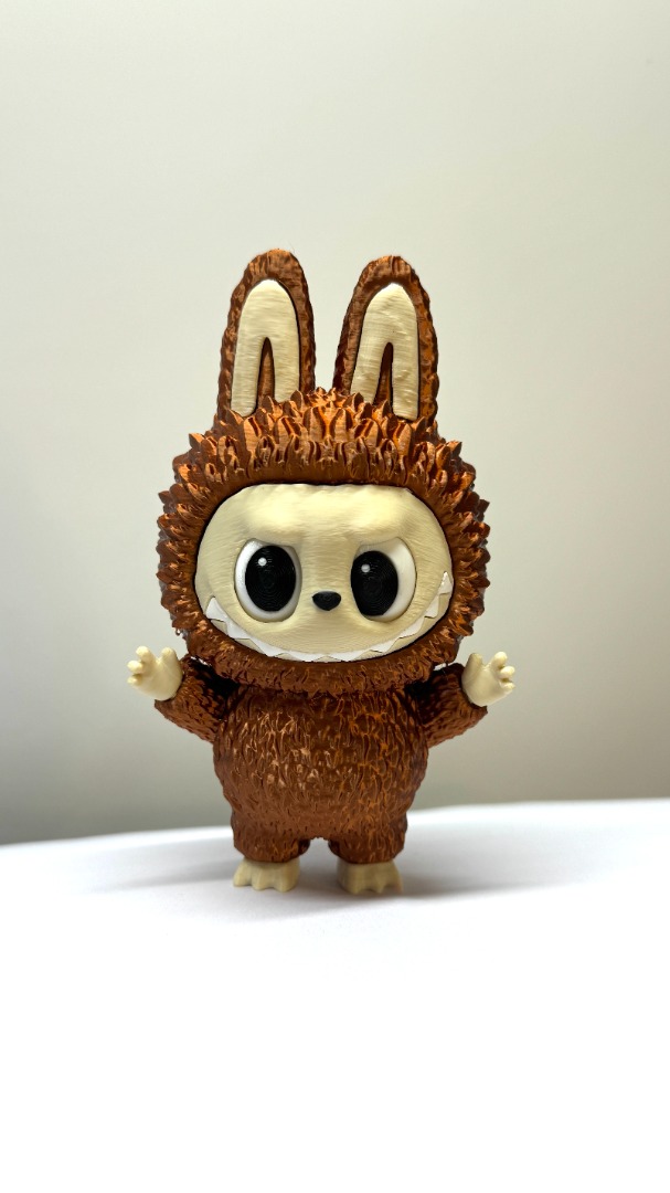 Labubu cobre